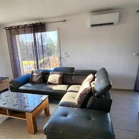 Cosy Pres De La - Maison Familial Equipe - Cote D'albatre Guest house Cany-Barville